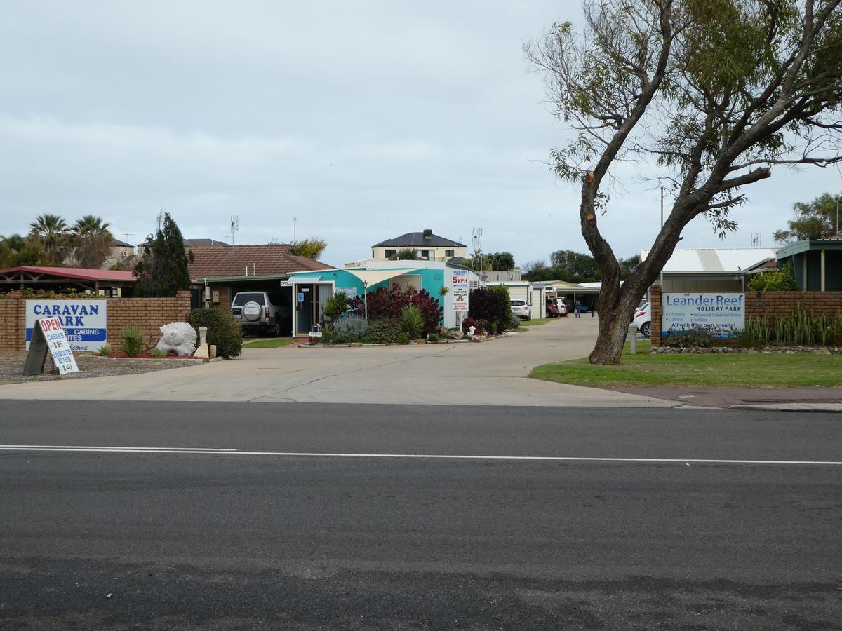 Leander Reef Holiday Park Hotel Port Denison Luaran gambar